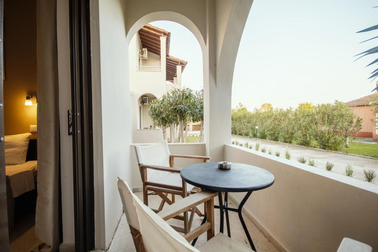 Parakladi Seaside Retreat Melíkia Exterior foto